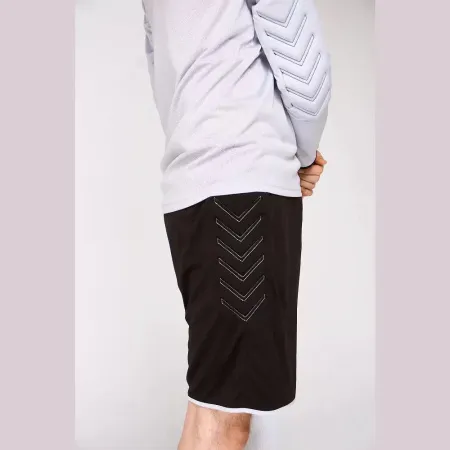 СЦ*Форма футб. врат. KELME 3871007-273-3XL, р.3XL, полиэстер, бело-черный за 3&nbsp;204.50 ₽ купить в Хабаровске